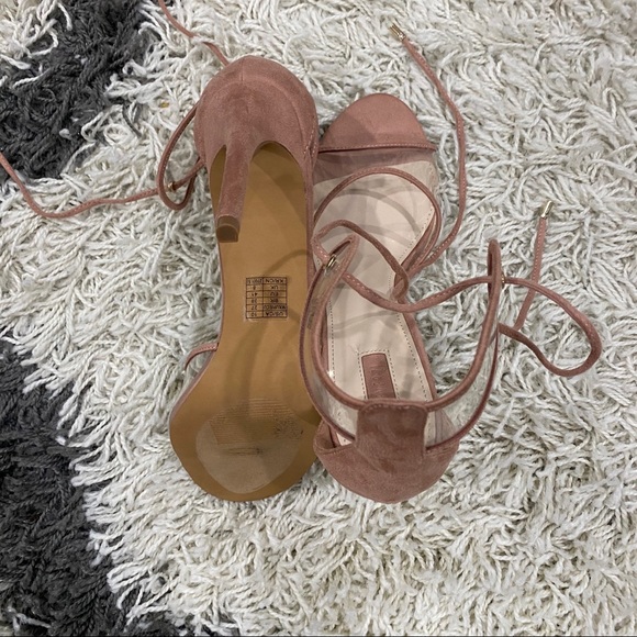 Sandals - Picture 7 of 8